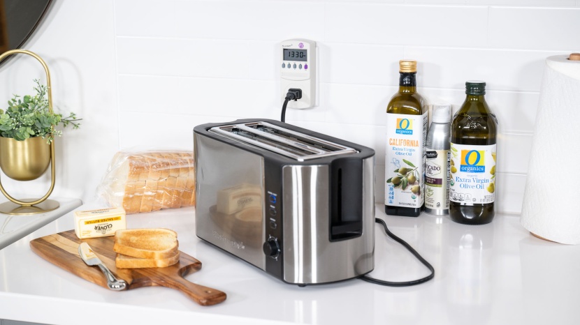 elite gourmet ect-3100 - the power chord is annoyingly short.