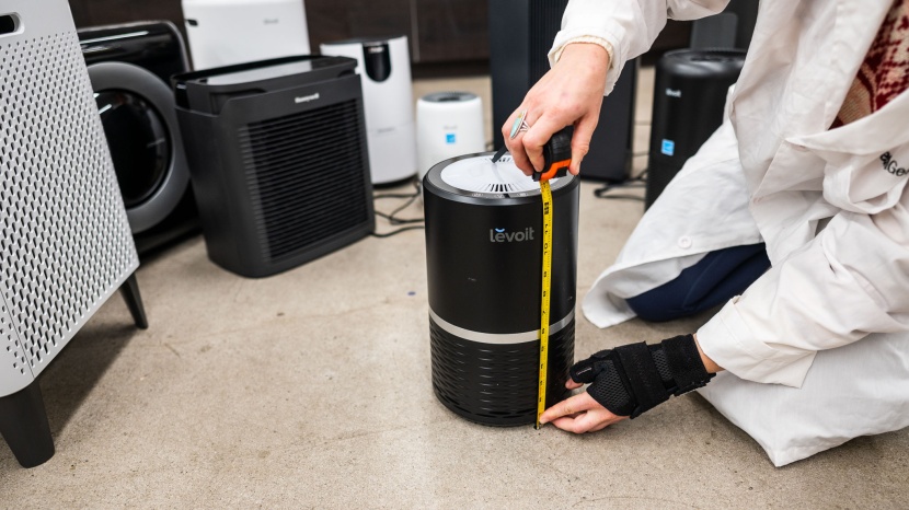 levoit lv-h132 - the levoit is small and light.