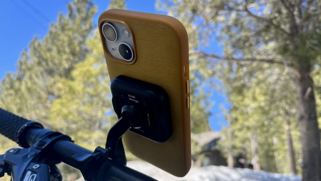 iphone case - bicyclists and active iphone owners of all types will appreciate the...