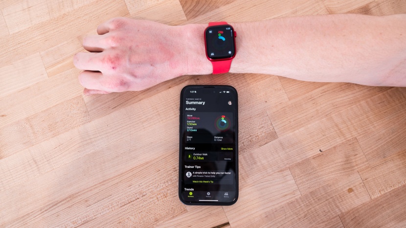 apple watch series 9 - this watch offers strong health monitoring and fitness tracking...