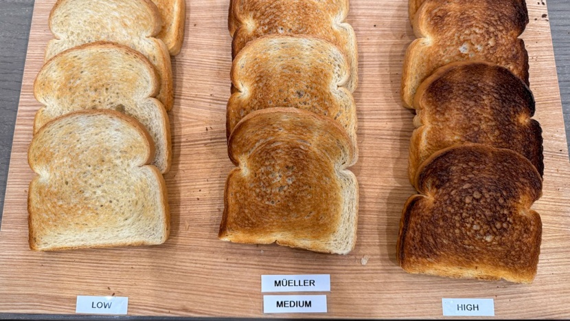 mueller ultratoast 4 slice - the color achieved between low and high settings with the mueller...