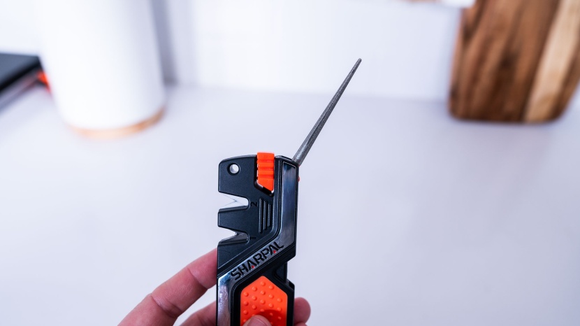 the sharpening rod on the sharpal 101n adds the ability to work on...