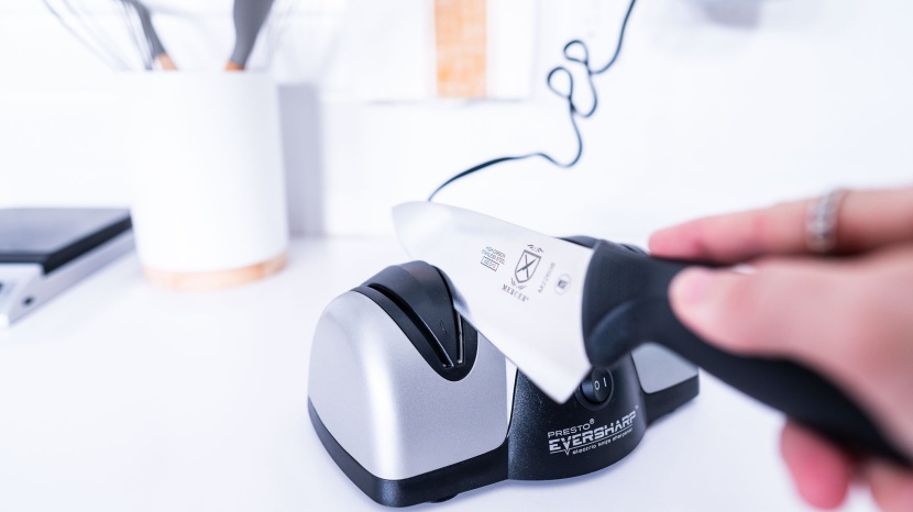 presto eversharp - you would be hard pressed to accidentally reprofile the edge of your...