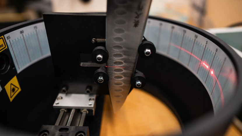 using a goniometer allows us to examine the angle of sharpness of...