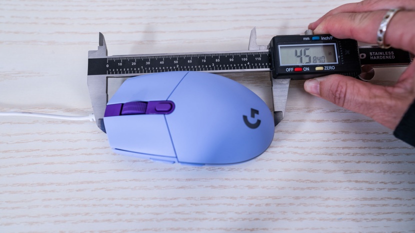 gaming mouse - ultimately, our comfort tests focused primarily on size and shape...