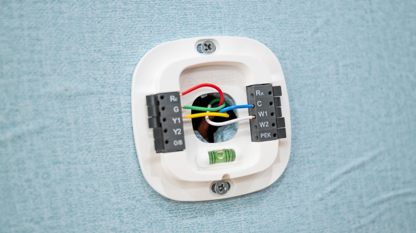 ecobee3 lite - clip-in wire terminals and built-in levels like the ones on the...