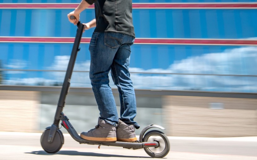 electric scooter - keeping a few things in mind, such as weight load and battery size...