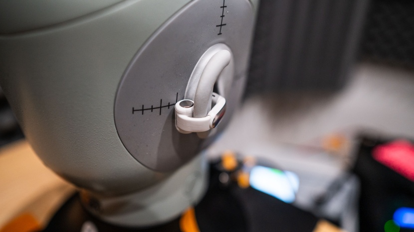 bose ultra open - the bose ultra open buds clip onto your ears without using much...