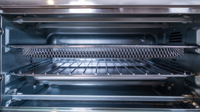 black+decker extra wide crisp n&#039; bake - the temperature of this unit deviated significantly from its target...