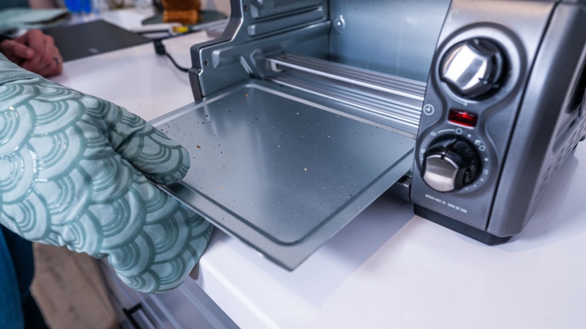 hamilton beach easy reach 4-slice - we like how easy it is to remove the crumb tray and clean this...