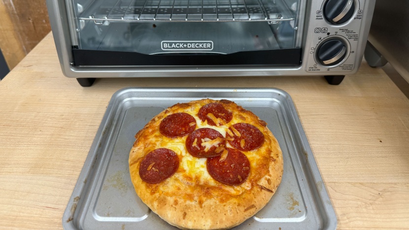 black+decker extra wide crisp n&#039; bake - we wish the crust on the pizza would get crispier with this oven.