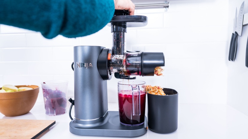 ninja never clog cold press - the ninja never clog received high scores for juice quality in our...