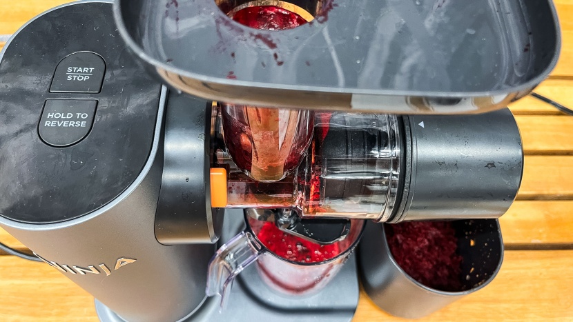 ninja never clog cold press - collecting beet juice with the ninja never clog cold press juicer.