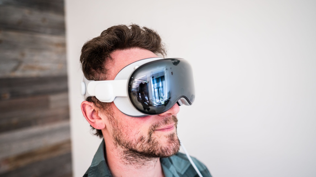 Apple Vision Pro Review (In their headset, Apple offers incredible visuals, great sound, and a number of nifty tricks at a hefty premium.)