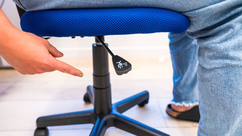 amazon basics low - the height adjustment lever is easy to reach and works well. that&#039;s...