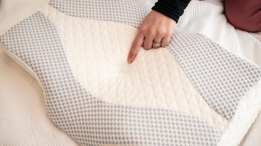 pillow for side sleepers - some side sleeper pillows have very specific shapes designed to...
