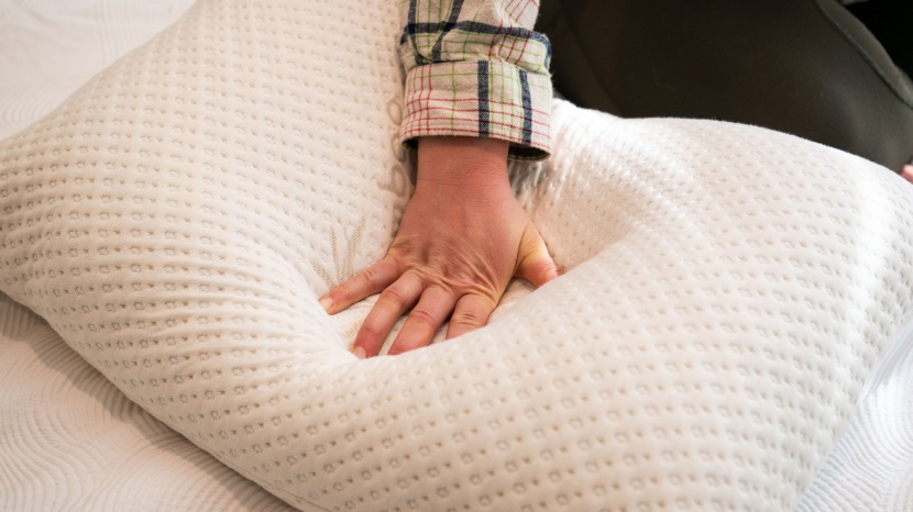 pillow for side sleepers - while there&#039;s no single answer for how firm your pillow should be...