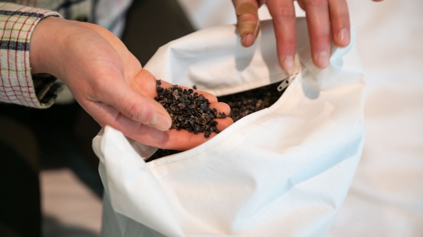 pillow for side sleepers - buckwheat pillows are very easy to adjust their filling and can be a...