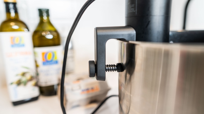 anova culinary precision cooker nano 3.0 - the clamp is a bit restricting. not all pots and containers will fit.