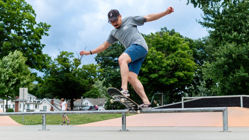 skateboard - the real team classic oval&#039;s deck quality gave jackson enough...