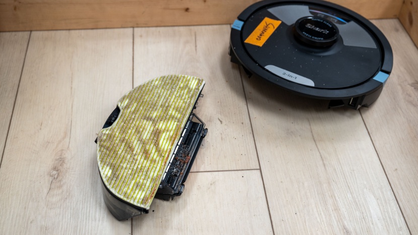 shark matrix plus - the oscillating mop feature sets the matrix plus above many of its...