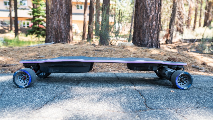 backfire zealot s2 - the powerful 58.8v 8ah, 403wh 14s2p samsung 40t battery system...