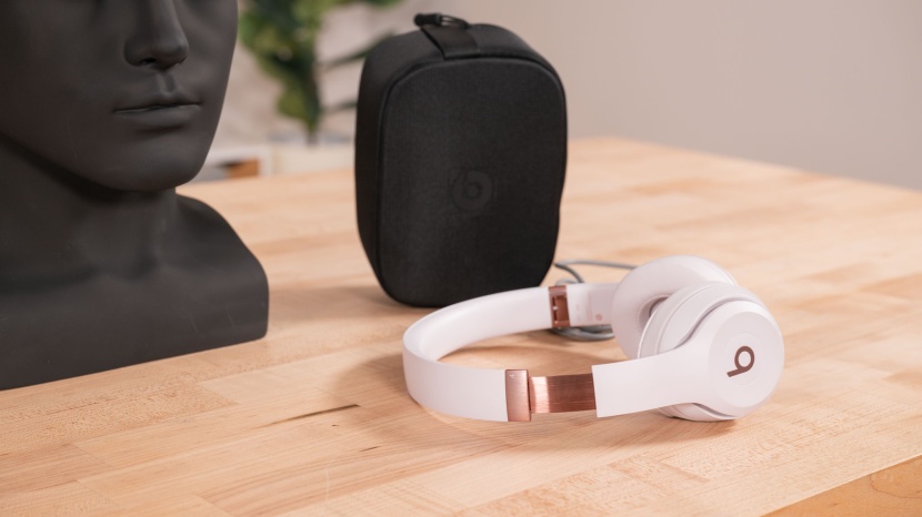 beats solo 4 - beats touts their versatility between apple and android systems, and...
