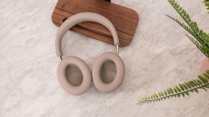 bose quietcomfort ultra headphones - generous padding around the headband and earcups makes the ultra...