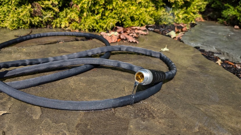 teknor apex zero-g - you'll need a nozzle when using the teknor. the hose pressurizes...