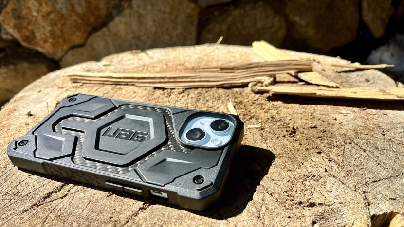 iphone 15 case - the uag monarch pro offers rugged protection ideal for industrial...