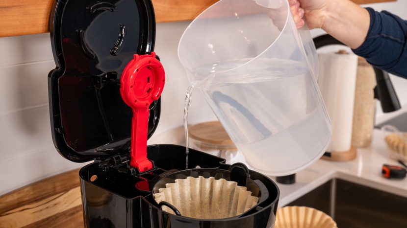 black+decker 12-cup easy on/off - the water tank is filled right next to the exposed filter, but the...