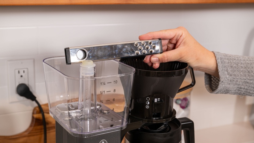 technivorm moccamaster kbt - many of the parts can be removed for easy handwashing, including the...