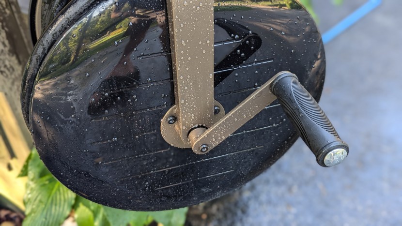 liberty garden single arm navigator - the large radius crank arm and rotating ergonomic rubber handle make...