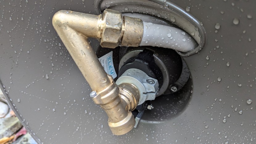 hose reel - the fittings and fixtures on the eley are solid brass and...