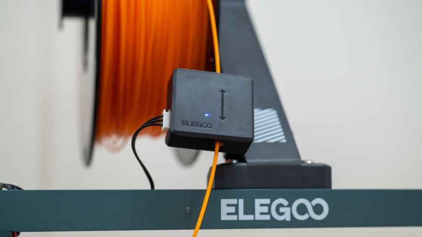 elegoo neptune 4 pro - some common features and hardware add-ons like a filament detector...