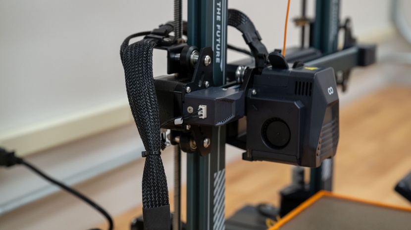 elegoo neptune 4 pro - showing off the neptune&#039;s hotend.