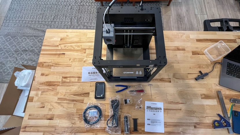 flashforge adventurer 5m - everything that comes in the m5 box.