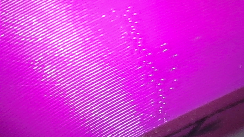 creality ender-3 - surface quality on the ender-3 was ok, as seen in this macro shot.