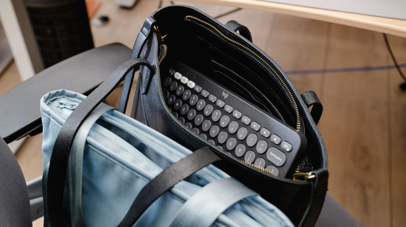 keyboard - a slim frame and low-profile keys make it easy to stow the pebble...