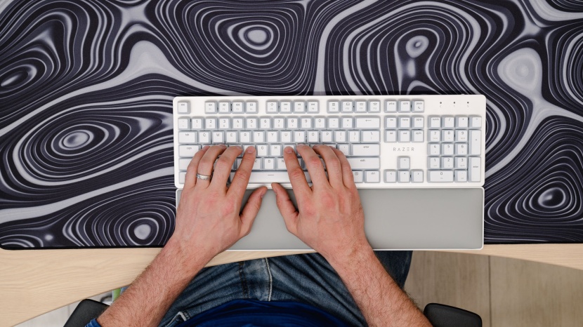 razer pro type ultra - even on a sparse desktop, it is plain to see that this keyboard and...