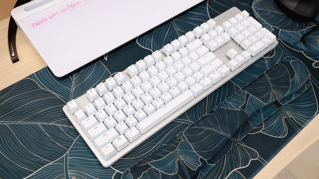 Razer Pro Type Ultra 　RZ03-04110800-R3J1 Razer Pro Type Ultra | RZ03-04110 Support & FAQs