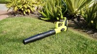 leaf blower