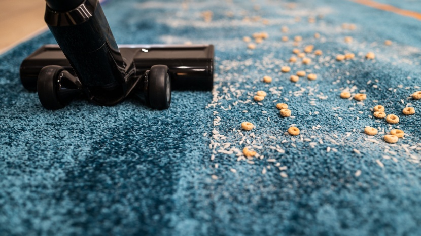 bissell cleanview xr - when it wasn&#039;t yet clogged, this vacuum seemed to do a good job...