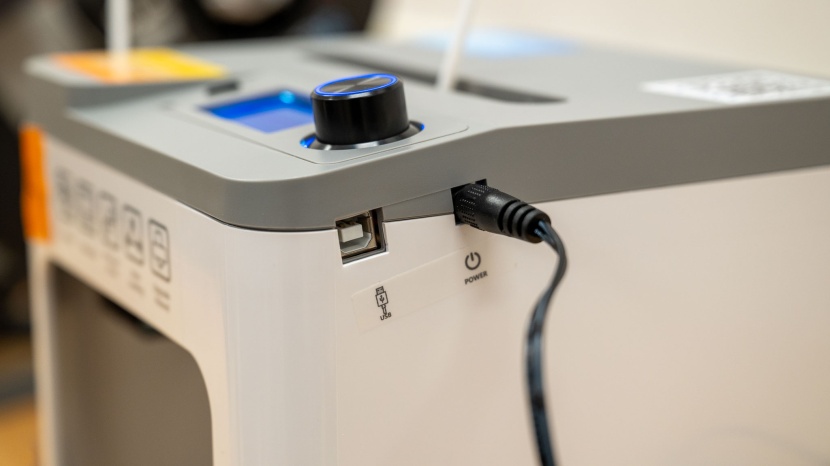 3d printer - a hardwire connection is available even with the bargain entina tina...