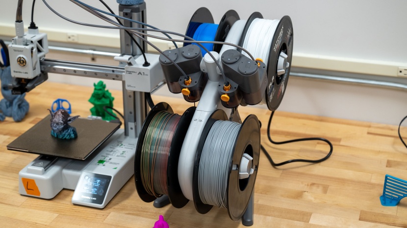 3d printer - the optional automated material system upgrade is the real feature...