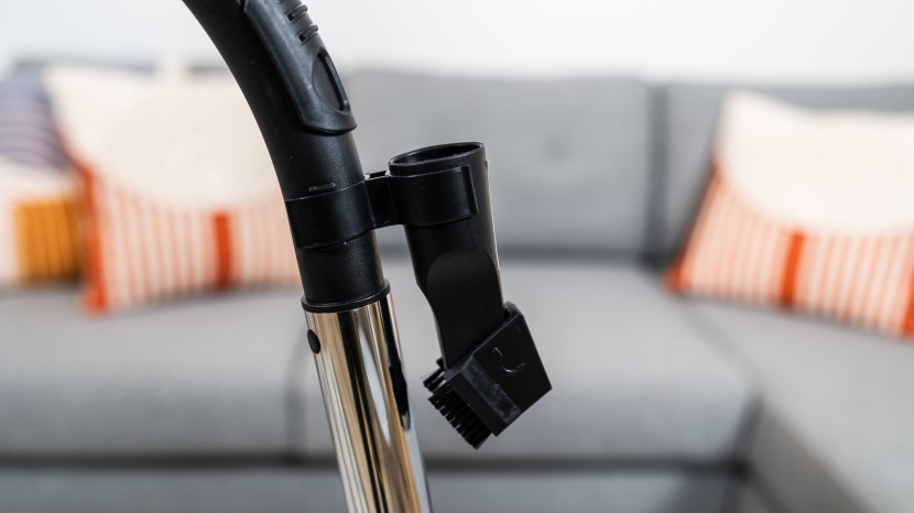 koblenz centauri - the multitool attachment rests on the handle of the koblenz, but can...