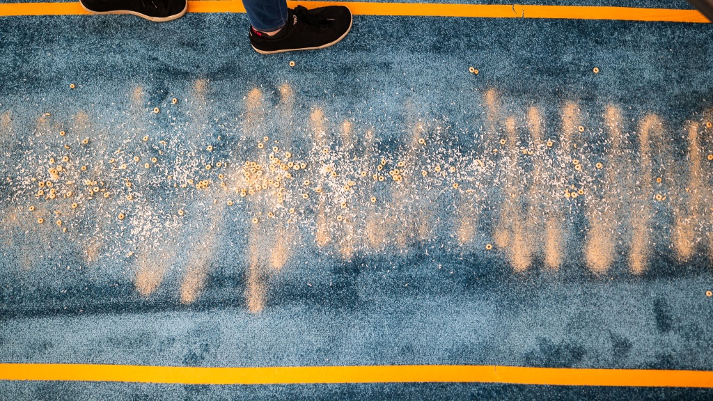 shark navigator lift away - what do 1.5 total cups of sand, rice, and cheerios look like spread...