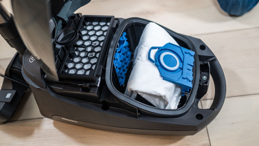 miele classic c1 pure suction powerline - the internal components of the miele c1 were easy to switch out.