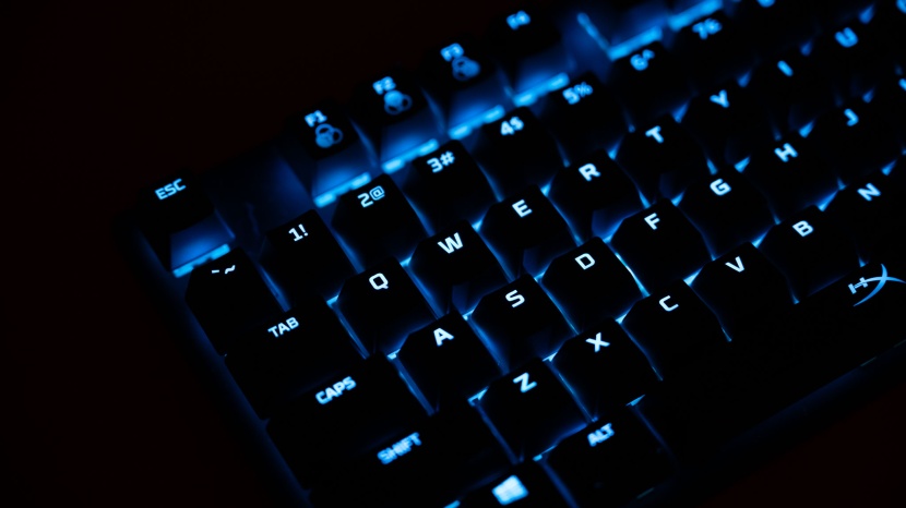 hyperx alloy origins - the default brightness setting can border on blinding in a...