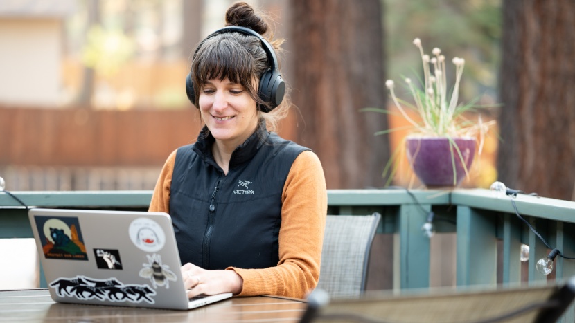 sony wh-1000xm4 - the xm4 fully customizable ambient sound and noise cancelling modes...